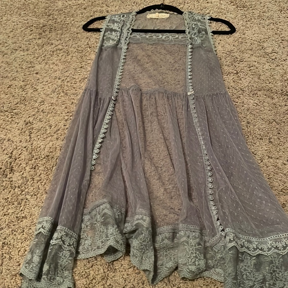 Size small sheer vest